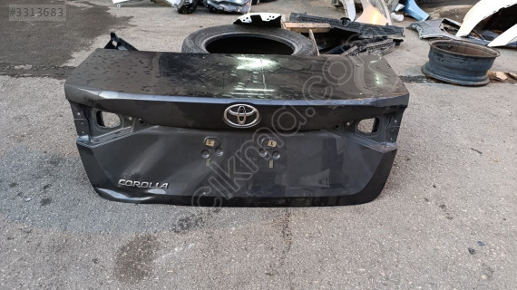 2019/2024 TOYOTA COROLLA GRİ BAGAJ KAPAĞI ORJINAL LOKALLIK
