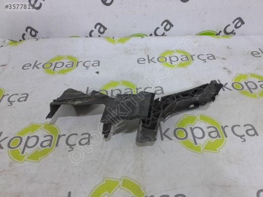 MERCEDES C 2009 2014 W204 ÖN SAĞ TAMPON BRAKETİ A2048851016