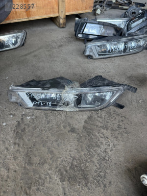 VW PASSAT B87 SİS FARI ÇIKMA ORJİNAL