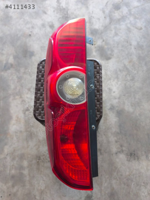 Fiat Doblo geniş aile sol arka stop