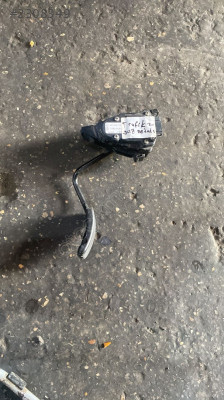 RENAULT TRAFİK 2 GAZ PEDALI