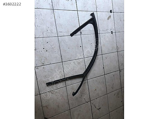 MERCEDES A SERİSİ KAPI CAM FİTİLİ