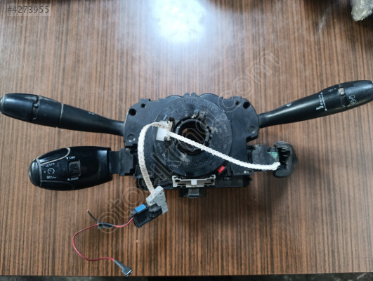 PEUGEOT PARTNER TEPE FAR SİNYAL KOLLARI SARGI DAHİL