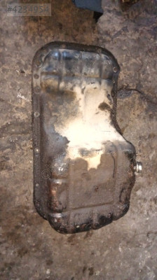 Mitsubishi karizma 1.6 16v  yağ karteli