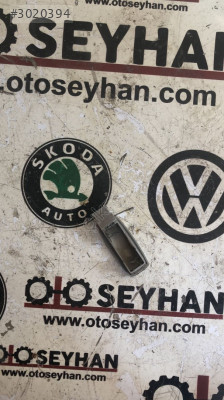 1K0947109 Volkswagen Golf 6 güneşlik makyaj lambası
