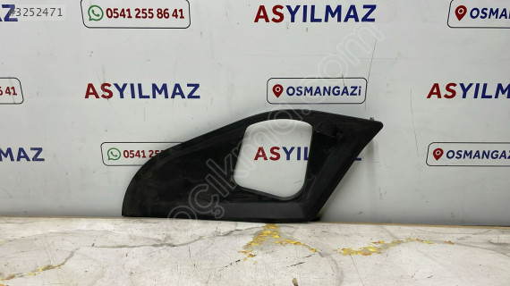 BMW F10 5 SERİSİ SAĞ FAR ÜST PLASTİĞİ ORJİNAL