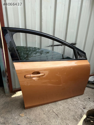 2014 volvo s40 sağ ön kapı dolu