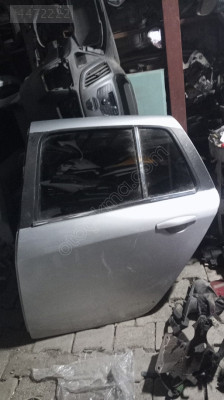 Renault Clio hatasız dolu kapılar