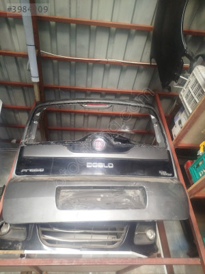 Fiat Doblo    2015. Model arka bagaj kapağı