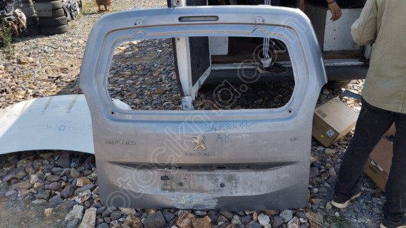 PEUGEOT RİFTER BAGAJ KAPAĞI ORİJİNAL ÇIKMA
