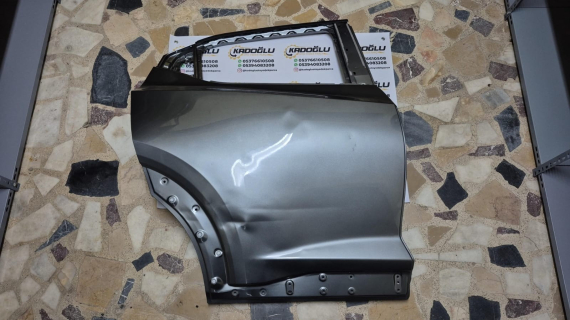 NİSSAN JUKE F16 SAĞ ARKA KAPI ÇIKMA YEDEK PARÇA 2019-2024