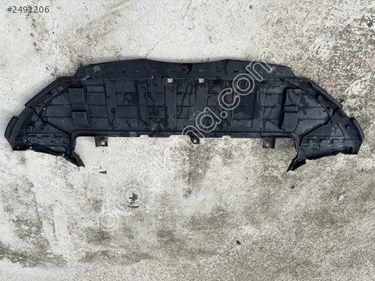 Volvo s90 ön tampon alt destek plastigi