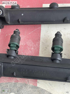 VW SEAT AUDİ AKL/BFQ 1,6-16V ÇIKMA ORJ ENJEKTÖR KÜTÜK 06A133317A