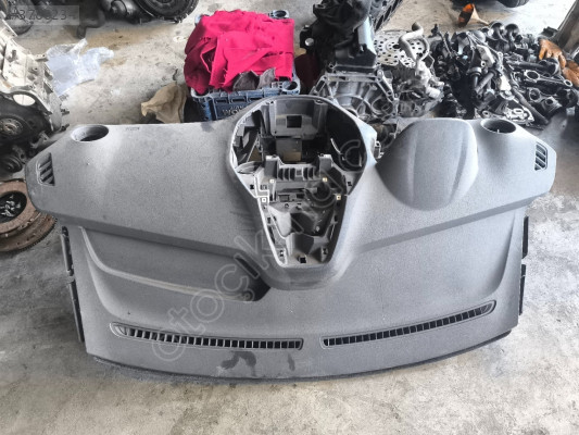 Ford courier orjinal çıkma göğüs