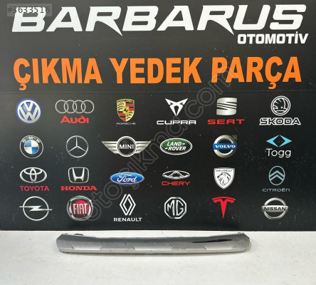 2020-2024 Audi Q3 İçin Ön Tampon Kaplama Seti