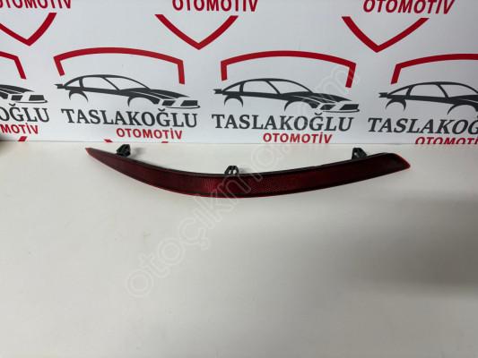 AUDİ Q3 SOL REFLEKTÖR ORJİNAL