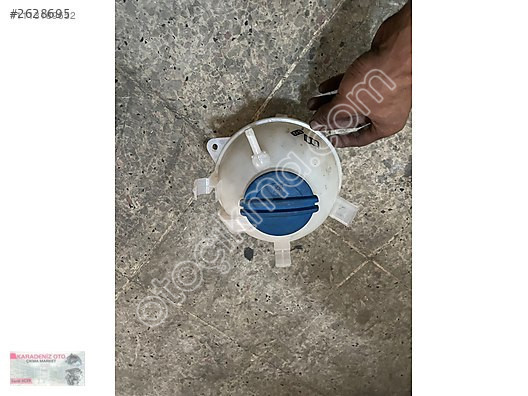 AUDİ A3 RADYATÖR YEDEK SU BİDONU