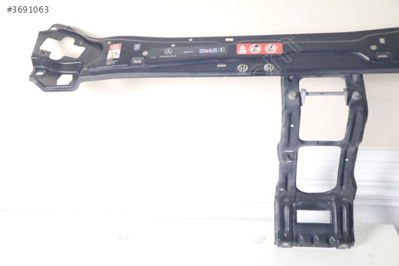 Mercedes W209 Kaput Altı Ön Bağlantı Demiri–2096201472