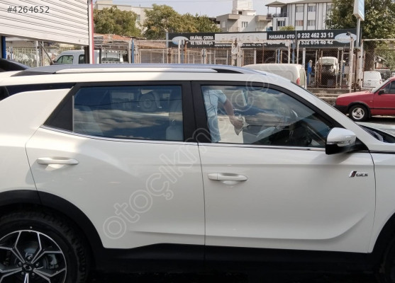 Ssangyong KORANDO SAĞ ÖN-ARKA KAPI