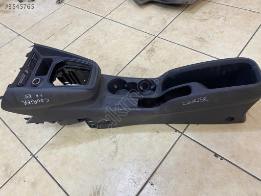 FORD COURİER VİTES KONSOLU