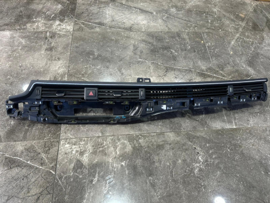 AUDİ A4 TORPİDO ÜFLEME IZGARALARI ORJİNAL ÇIKMA