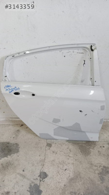 2019 opel insignia sag arka kapi