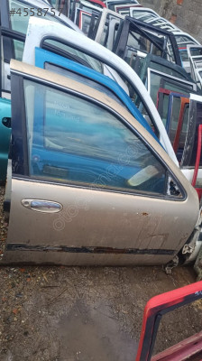 Nissan maxima sağ ön kapı