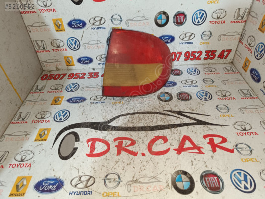 RENAULT MEGANE 1 SAĞ DIŞ STOP ORJİNAL ÇIKMA PARÇA 7700428059