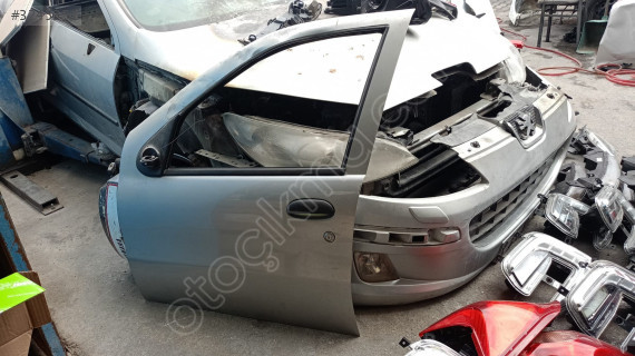 fiat albea sol ön kapı