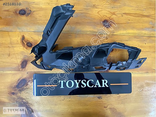 Skoda Superb Ön Tampon Sol İç Destek Braketi 2015- 3V0807055