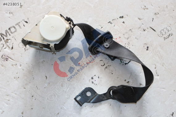 MERCEDES C SERİSİ A204 W204 EMNİYET KEMERİ