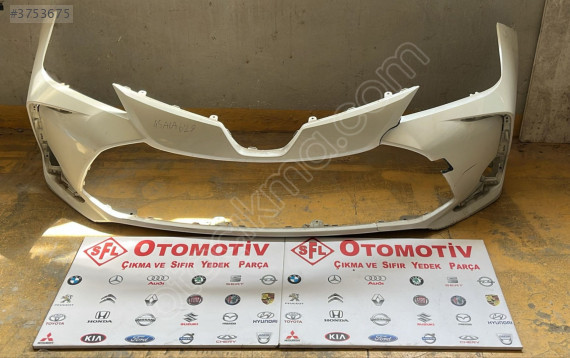 TOYOTA COROLLA ÖN TAMPON