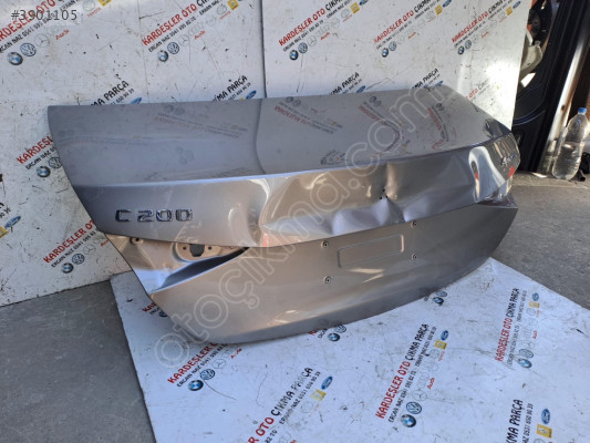 Mercedes C serisi w206 kasa arka bagaj kapagı