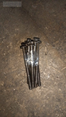 Kango,Clio 1.5 silindir kapak saplama adet yedek parça