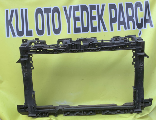 ford tourneo courier ön panel