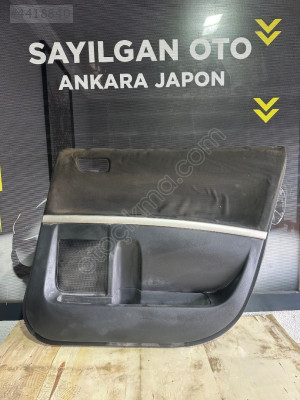 Toyota Verso sağ arka kapı döşemesi