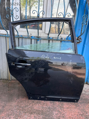 2006 model Citroen c 4 sağ arka kapı dolu
