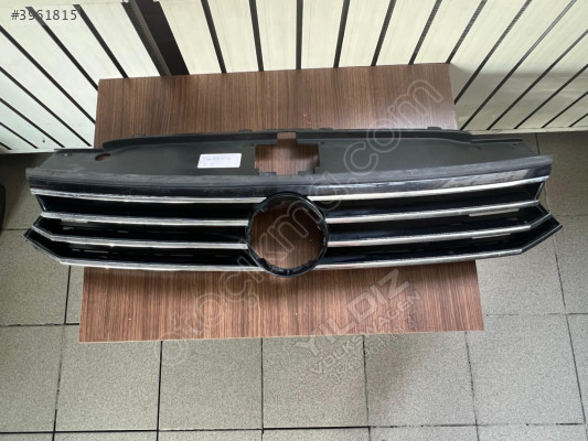 Volkswagen Passat B8 3G0853653 Çıkma Ön Panjur