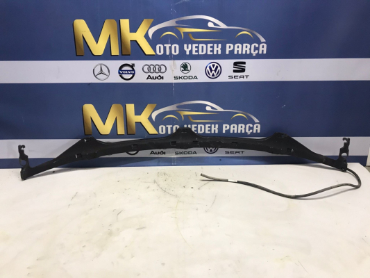 MERCEDES C220-C200-C180 W205 ÖN CAM ELEĞİ
