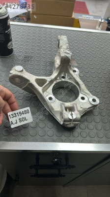 Aks Taşıyıcısı Ön Sol 13319480 - Opel Astra J