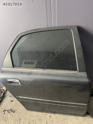 Volvo s80 çıkma sağ arka kapı dolu hatasız