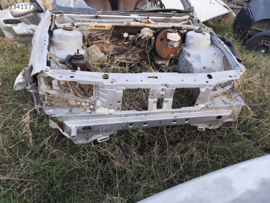 FORD MONDEO MK2 SAĞ ÖN PODYE ÇIKMA PARÇA