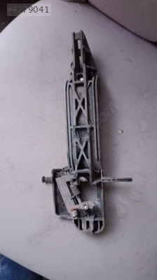 Ford Fiesta sol arka kapı kol mekanizması