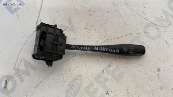 nissan maxima çıkma orjinal silecek kolu (son fiyat)
