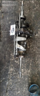 Isuzu TFS 4x4 Çıkma Şanzıman