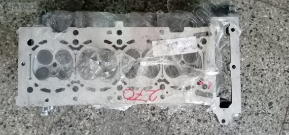 MERCEDES A VE CLA BENZİNLİ 270 MOTOR DOLU SİLİNDİR KAPAK