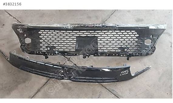 Opel Corsa D kasa ön tampon ızgarası 475498858