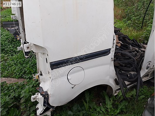 FİORİNO SAĞ ARKA ÇAMURLUK KESME