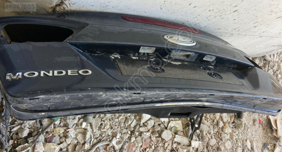 FORD MONDEO HATASIZ ARKA BAĞAJ KAPAĞI
