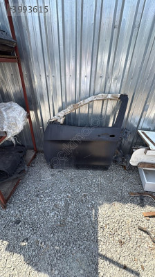 Jeep Cherokee KL sol ön kapı